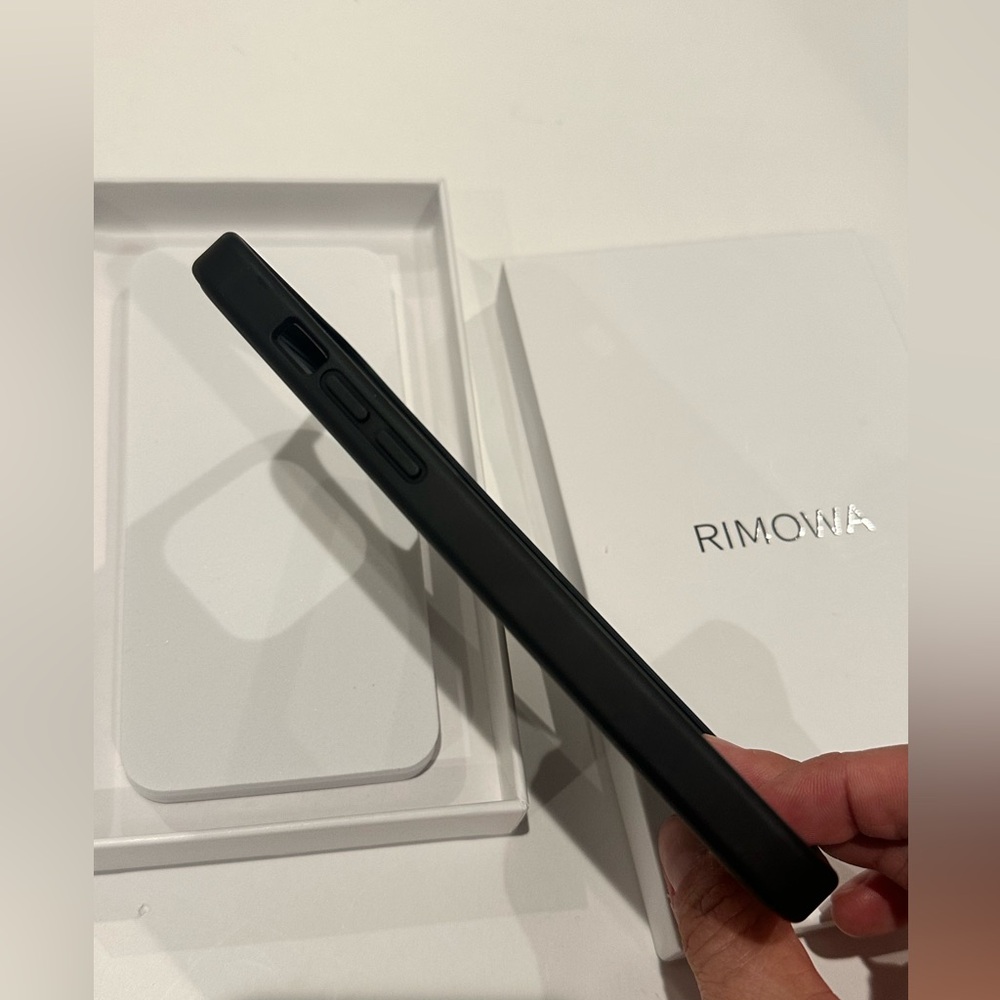 Rimowa iphone case compatible for iPhone 14 ProMax - Picture 7 of 8